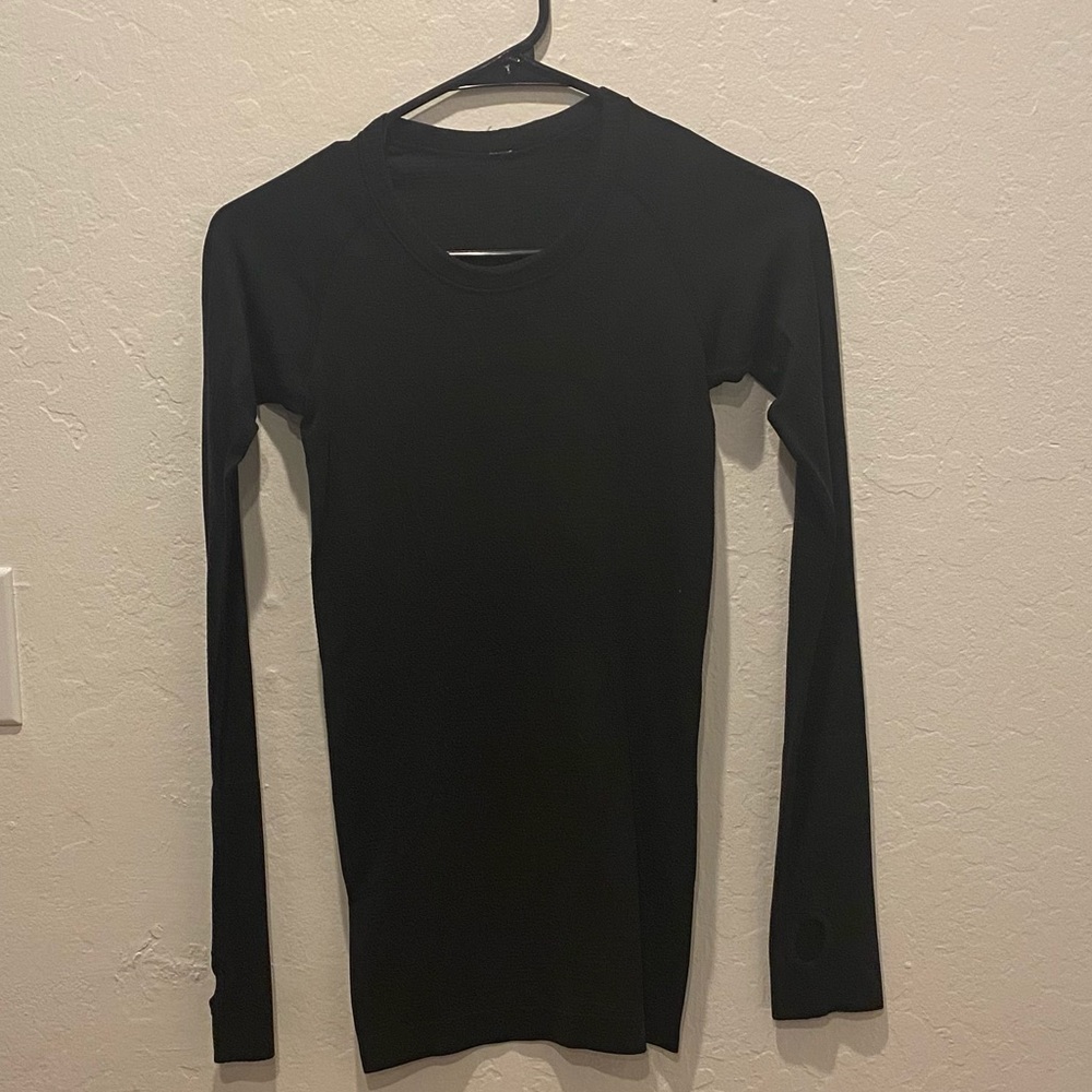 Lululemon swiftly tech long sleeve